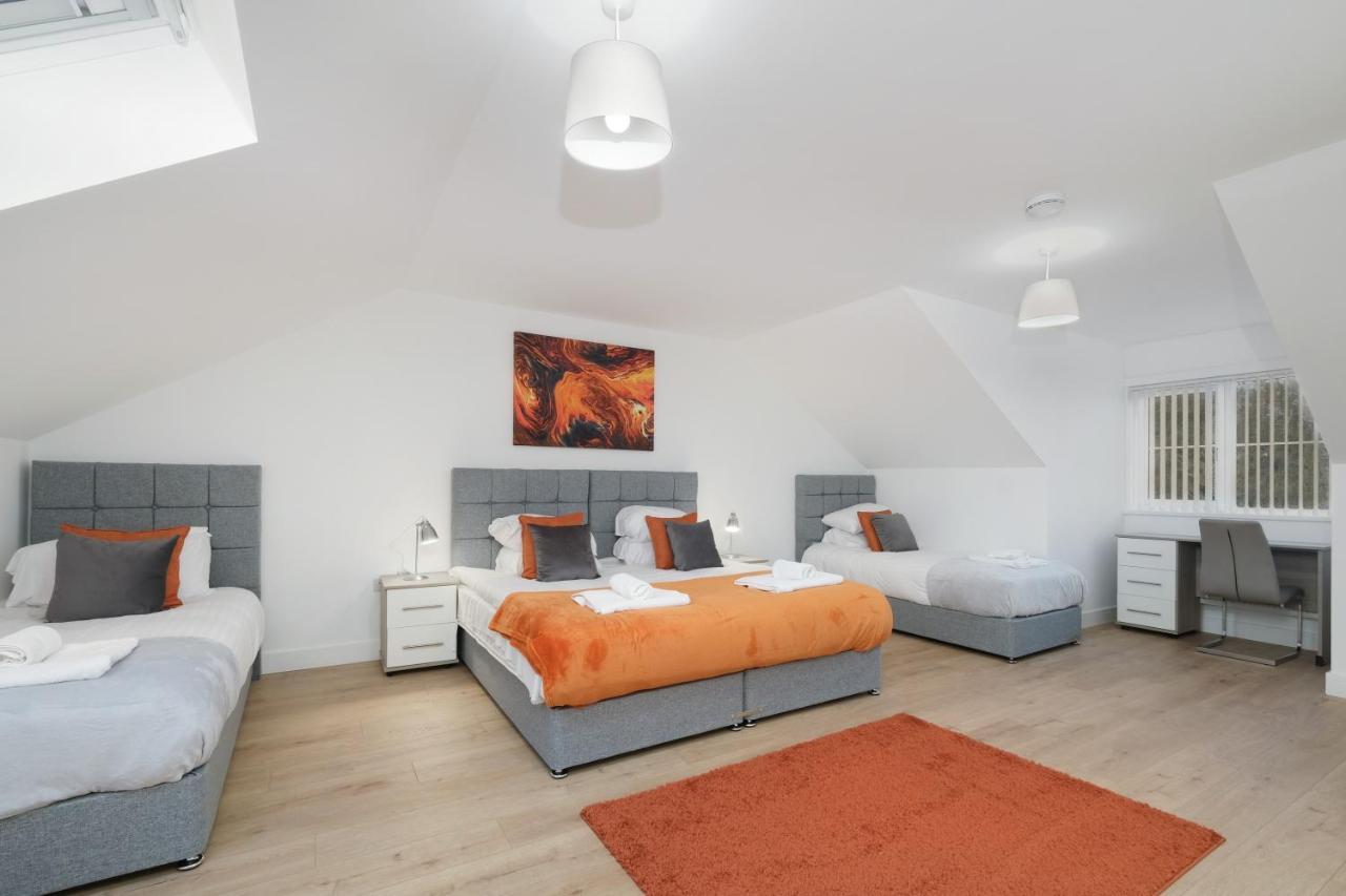 Pinewood Studios, Iver Heathrow 1 & 2 Bedroom With Parking By Arista Living Slough